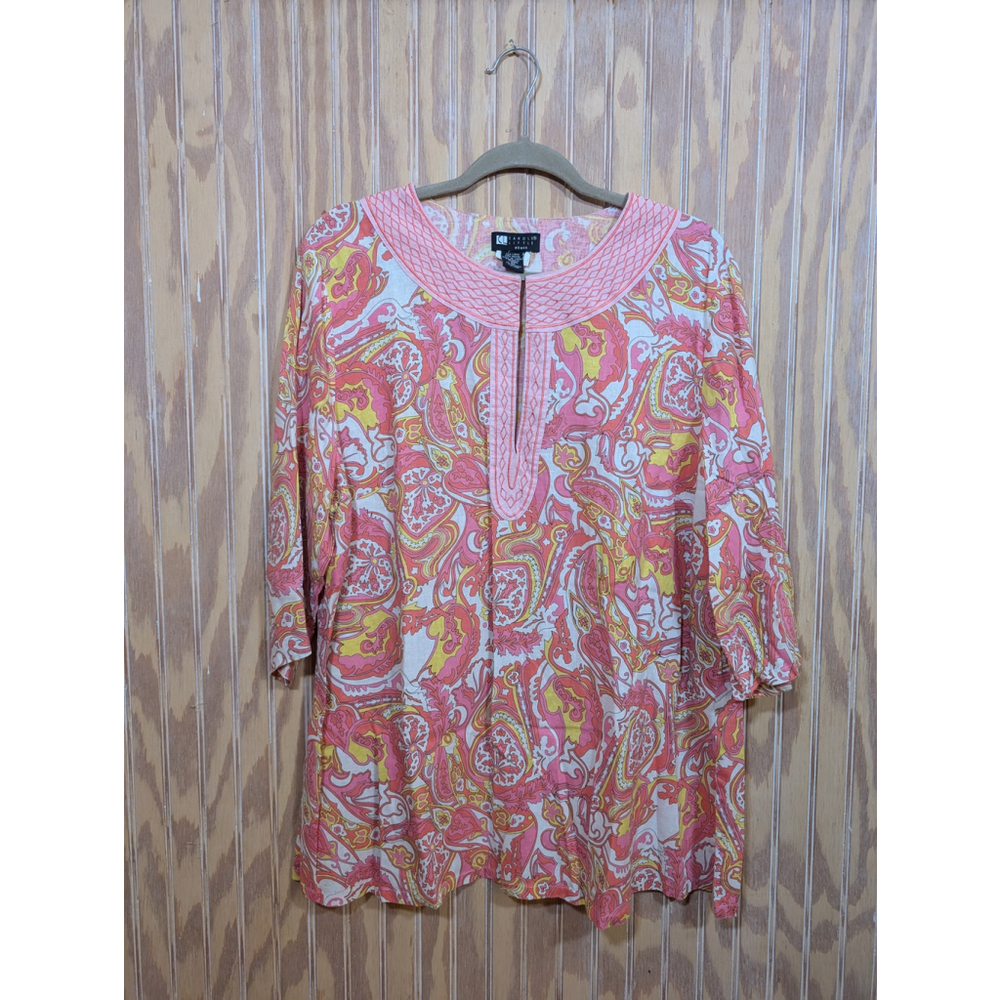 NWOT Women's Plus Size Top (2X) Pink Floral Paisley w/ Embroidered Neckline - Picture 2 of 6